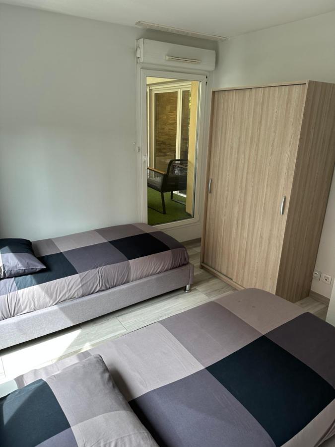 Appartement proche Paris et Disney land. Rosny-Sous-Bois Extérieur photo