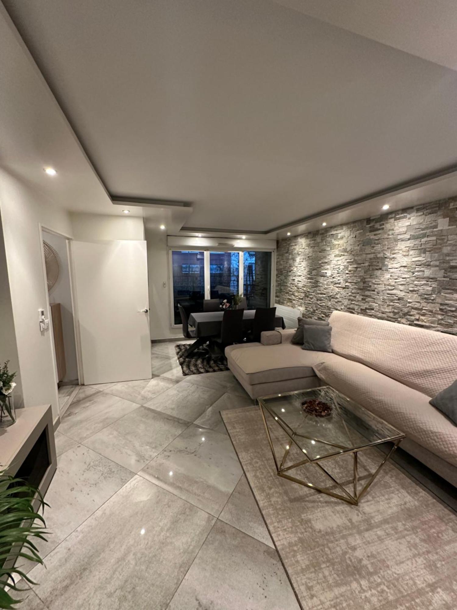 Appartement proche Paris et Disney land. Rosny-Sous-Bois Extérieur photo